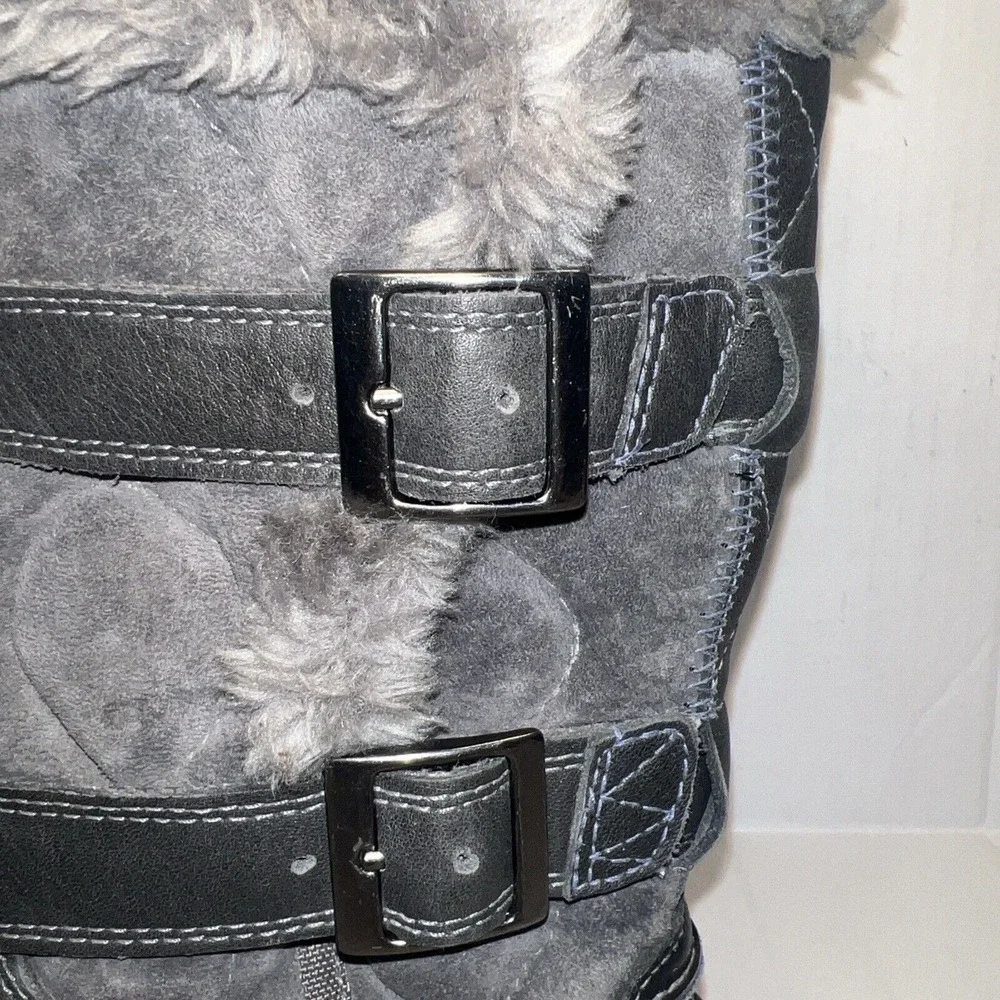 PRIVO Waterproof Winter Boots Women Size 6 Fur Lined Buckle Gray Black‎ Gorpcore